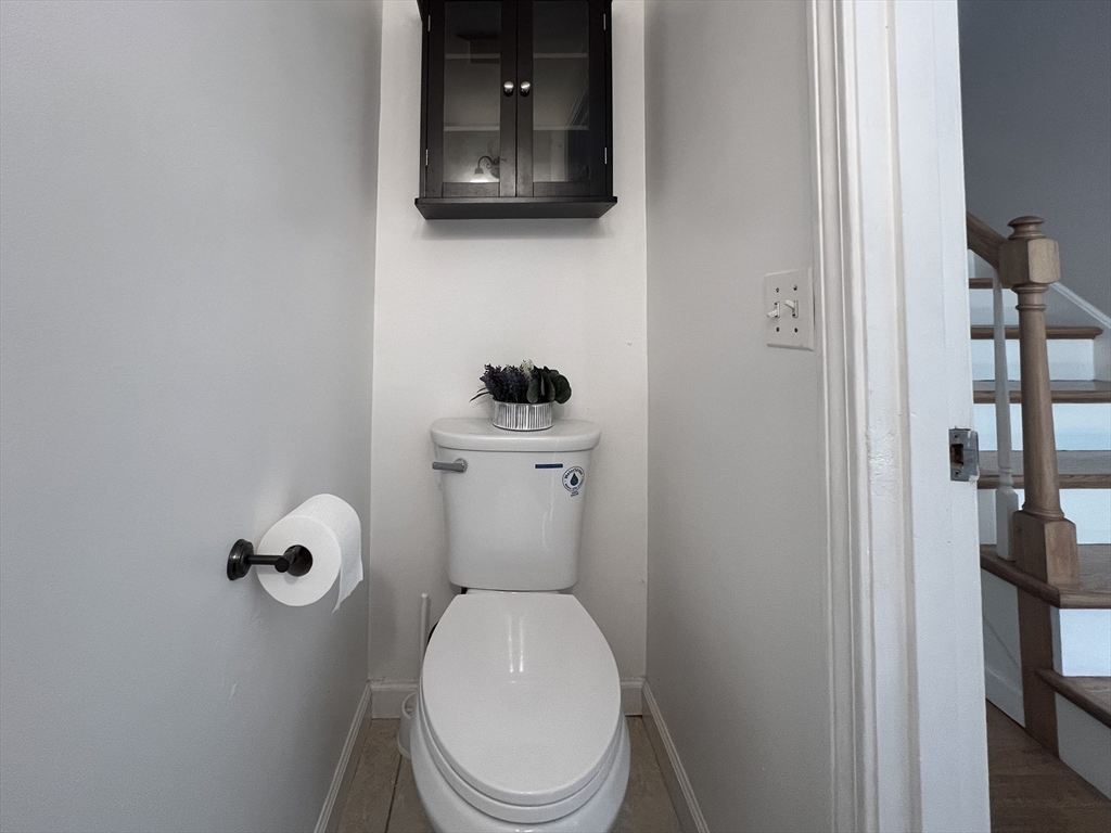 114 Maple Street Lexington, MA 02420 - Photo 13 of 39