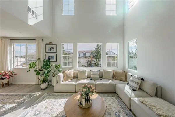 $949,990 | 16614 Strategy Place, Chino, CA 91708