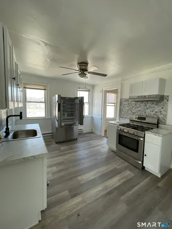 $1,750 | 69 West Liberty Street, Unit 2, Waterbury, CT 06706