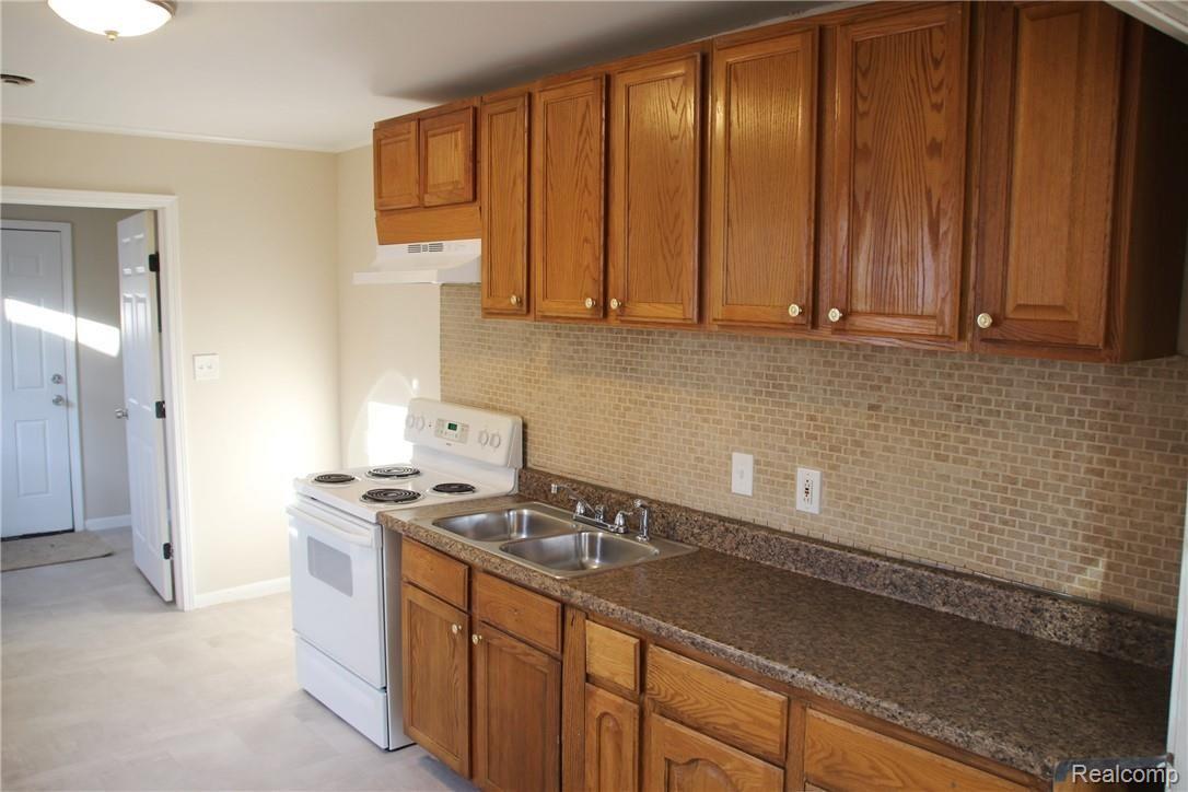 21540 Wick Road Taylor, MI 48180 - Photo 6 of 17 Wick 21540 (8).JPG