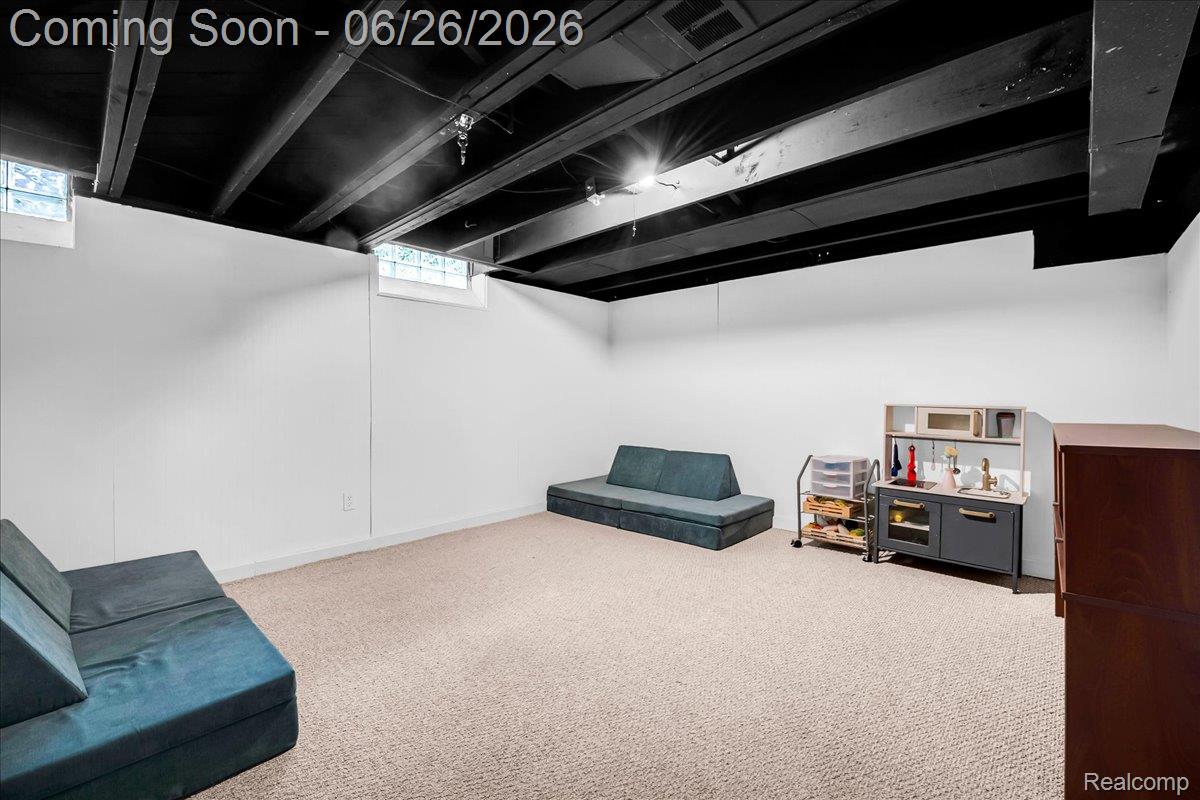 1179 Hampton Road Grosse Pointe, MI 48236 - Photo 26 of 37 26-1179 Hampton Rd_25.jpg