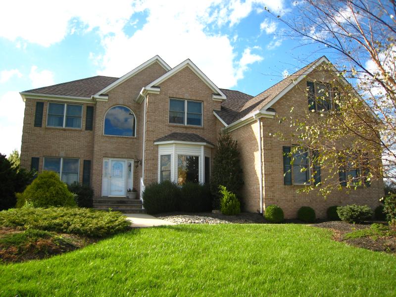 4 Mason Drive Cream Ridge, NJ 08514 - Photo 1 of 1
