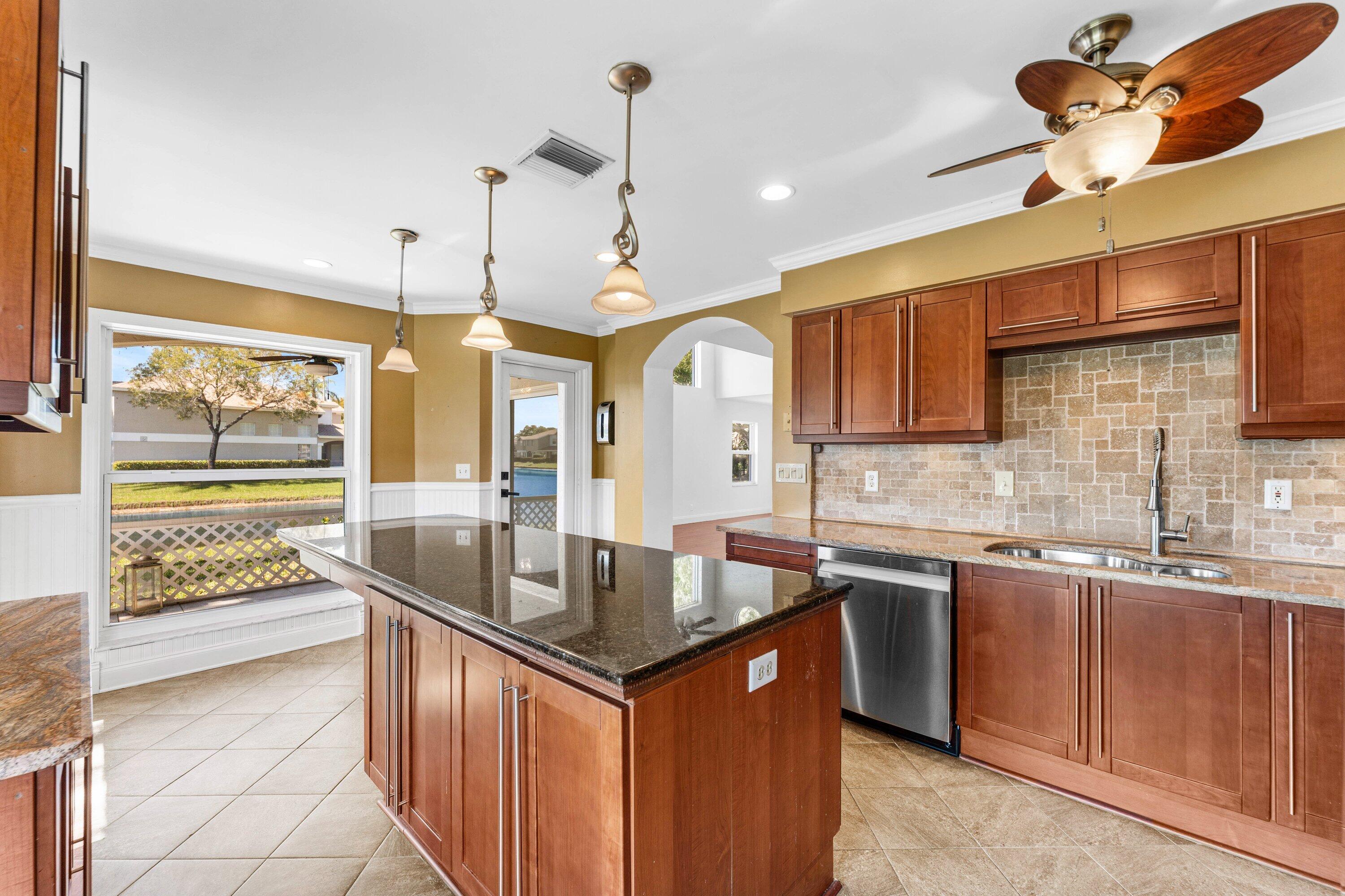 9118 Boca Gardens Parkway, Unit F Boca Raton, FL 33496 - Photo 12 of 56 012-9118BocaGardensParkway-F-BocaRaton-F