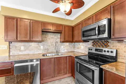 $549,000 | 9118 Boca Gardens Parkway, Unit F, Boca Raton, FL 33496