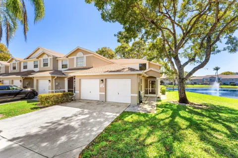 $549,000 | 9118 Boca Gardens Parkway, Unit F, Boca Raton, FL 33496