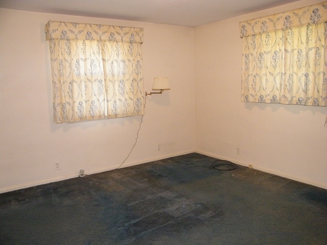 54613 Homeland Road Elkhart, IN 46514 - Photo 12 of 23 Gallery Image 12