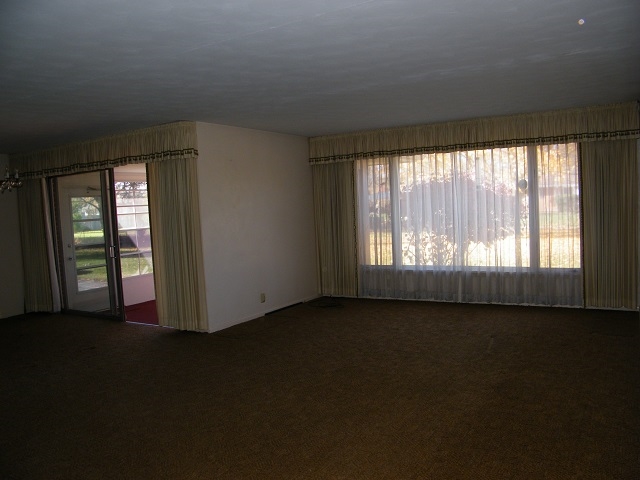 54613 Homeland Road Elkhart, IN 46514 - Photo 3 of 23 Gallery Image 3
