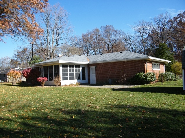 54613 Homeland Road Elkhart, IN 46514 - Photo 21 of 23 Gallery Image 21