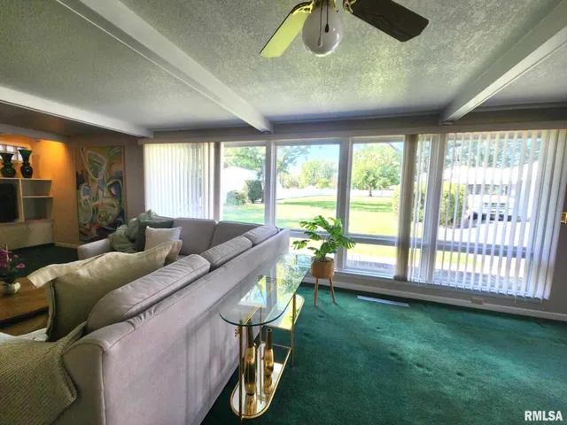 $319,000 | 1301 Highland Lane, Quincy, IL 62305