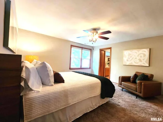 $319,000 | 1301 Highland Lane, Quincy, IL 62305