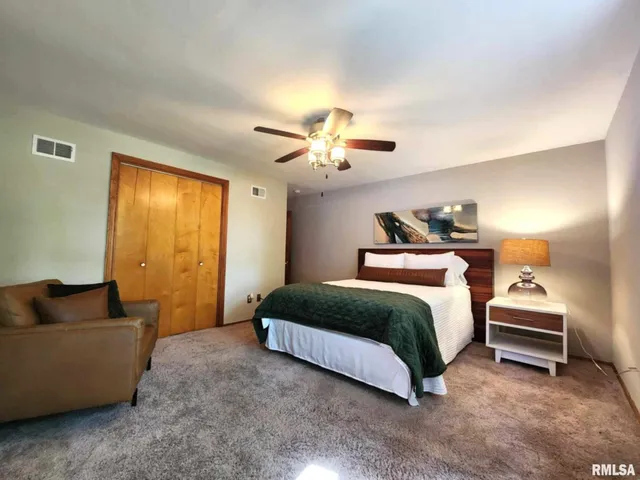 $319,000 | 1301 Highland Lane, Quincy, IL 62305