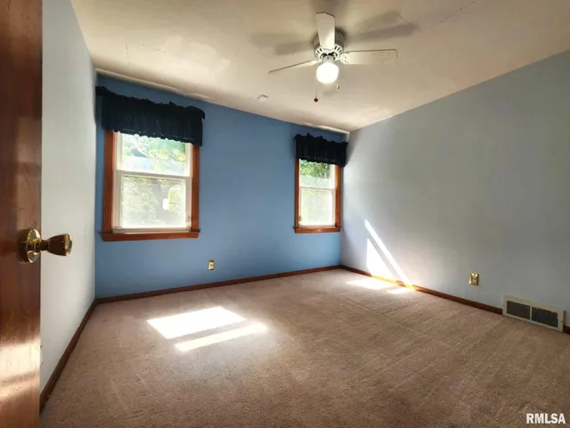 $319,000 | 1301 Highland Lane, Quincy, IL 62305