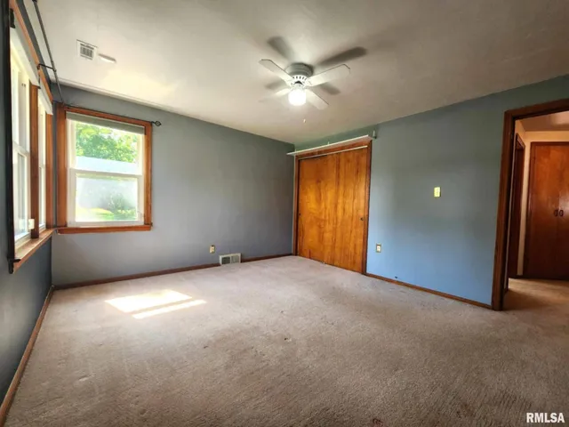 $319,000 | 1301 Highland Lane, Quincy, IL 62305