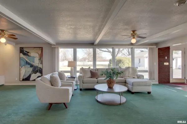 $309,000 | 1301 Highland Lane, Quincy, IL 62305