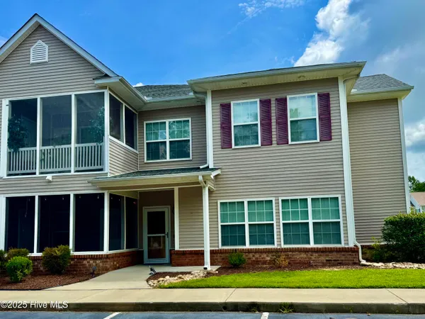 $1,700 | 1905 Covengton Way, Unit 104, Greenville, NC 27858