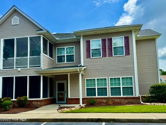 $1,750 | 1905 Covengton Way, Unit 104, Greenville, NC 27858