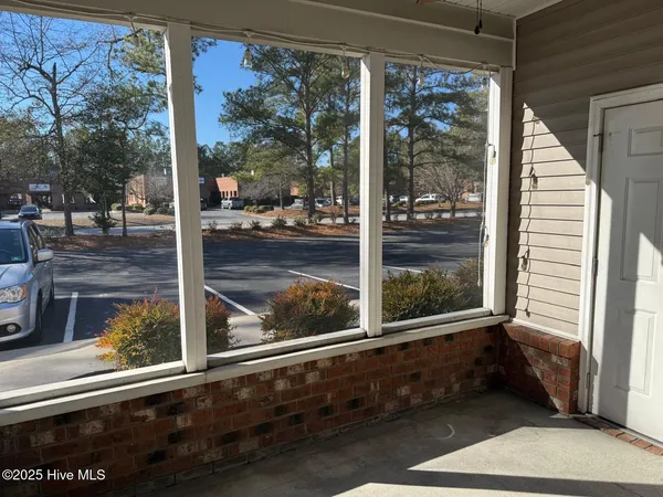 $1,700 | 1905 Covengton Way, Unit 104, Greenville, NC 27858