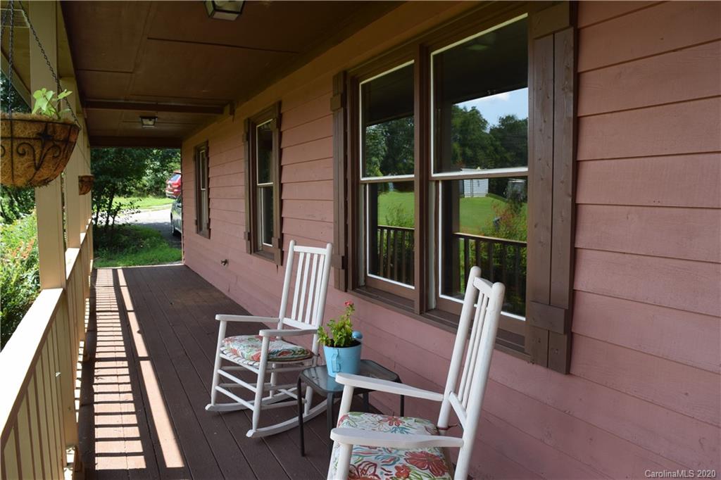 2673 Enola Road Morganton, NC 28655 - Photo 6 of 21 Gallery Image 6