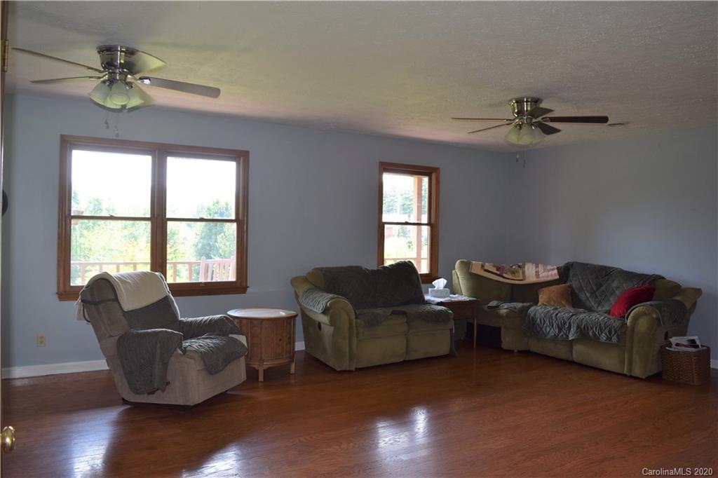 2673 Enola Road Morganton, NC 28655 - Photo 9 of 21 Gallery Image 9