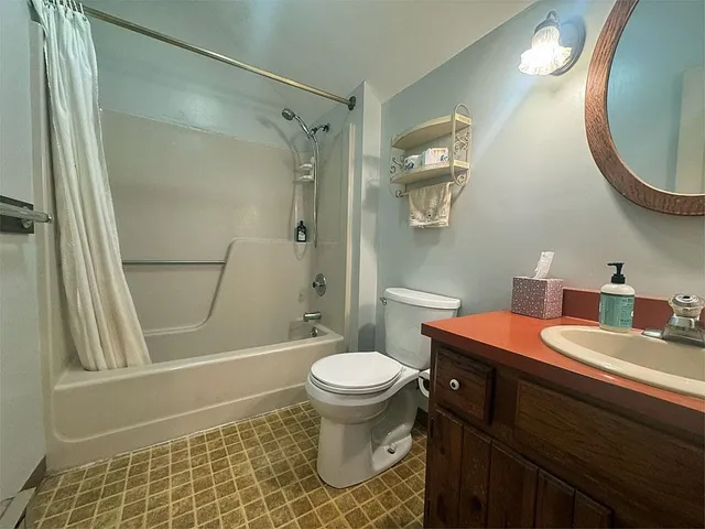 $444,000 | 669 Nottingham Drive, Georgia, VT 05468