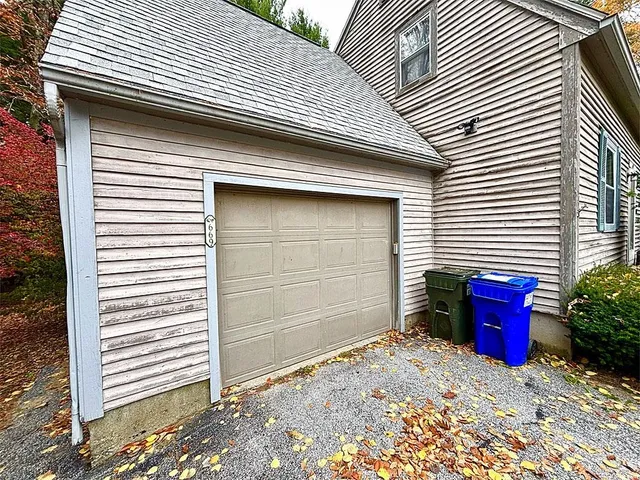 $444,000 | 669 Nottingham Drive, Georgia, VT 05468