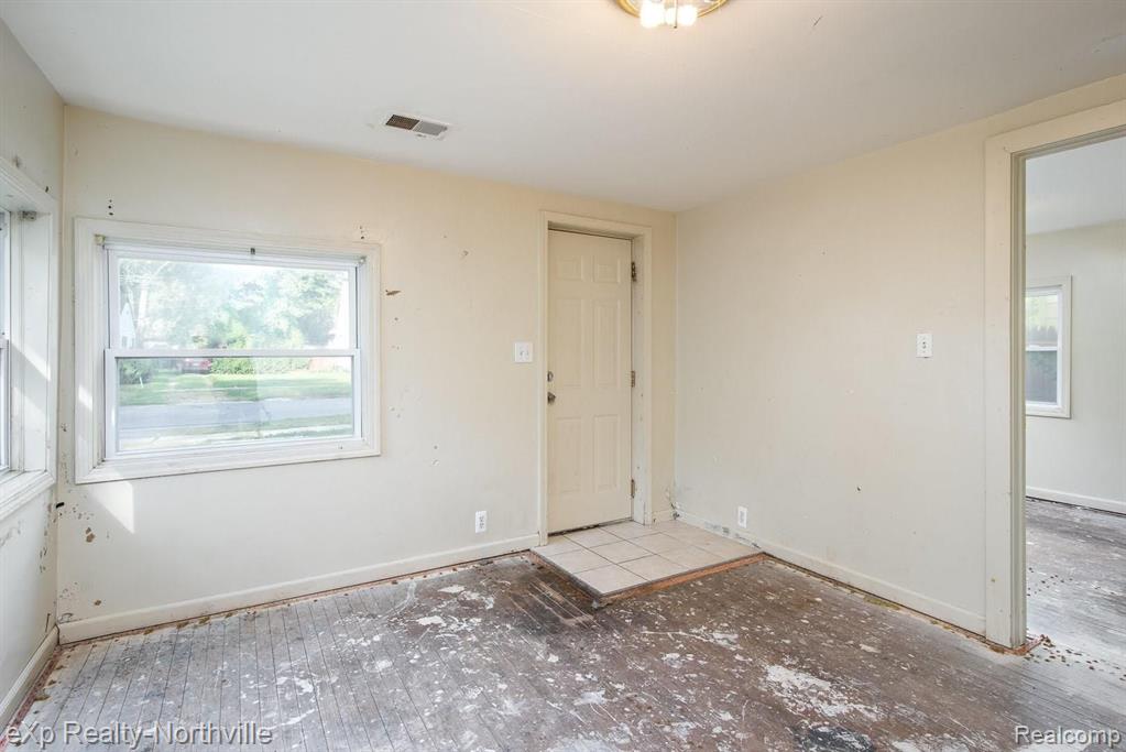 21730 Middlebelt Road Farmington Hills, MI 48336 - Photo 27 of 27