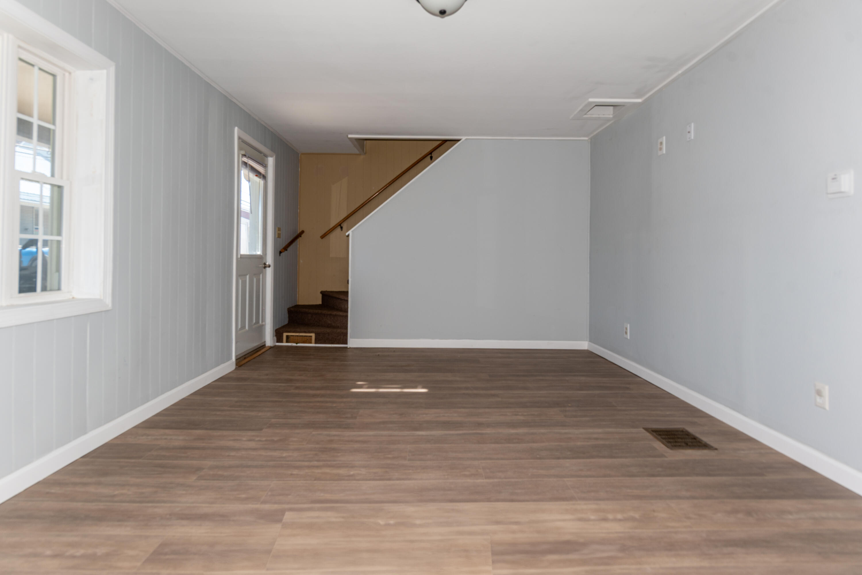 21 Market Street Fort Kent, ME 04743 - Photo 12 of 36 Living room