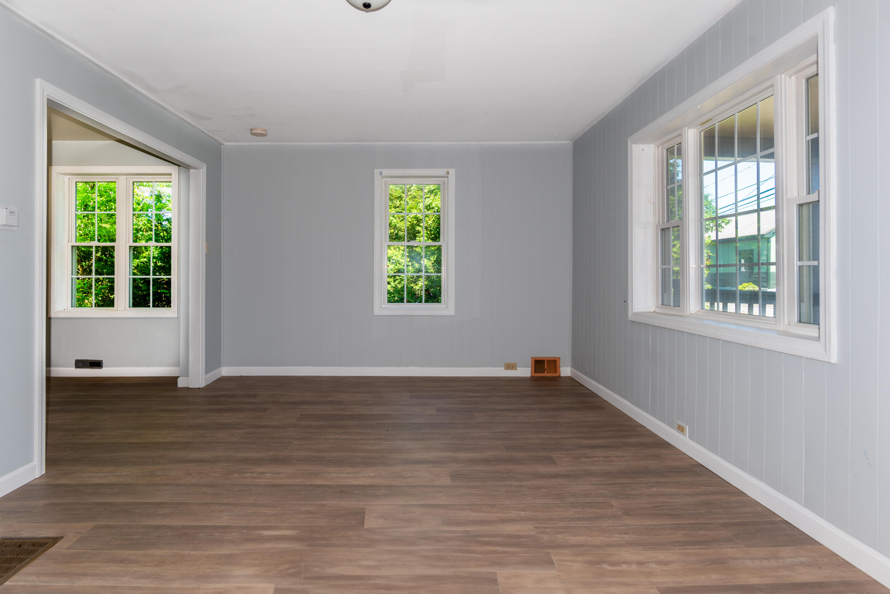 21 Market Street Fort Kent, ME 04743 - Photo 10 of 36 Living room
