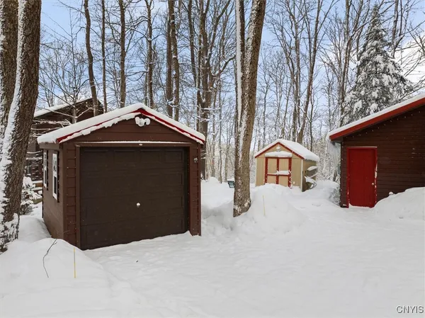 $299,000 | 108 Long View East, Webb, NY 13420