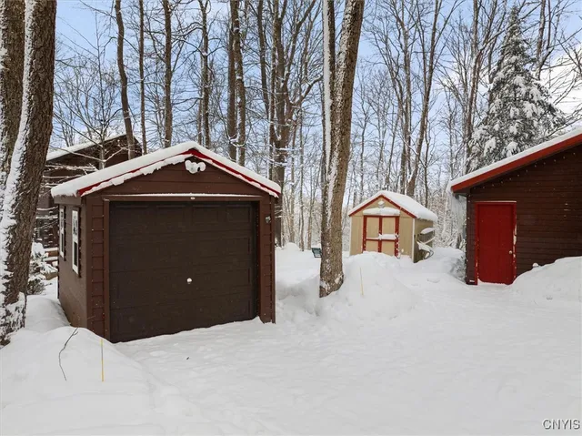 $299,000 | 108 Long View East, Webb, NY 13420