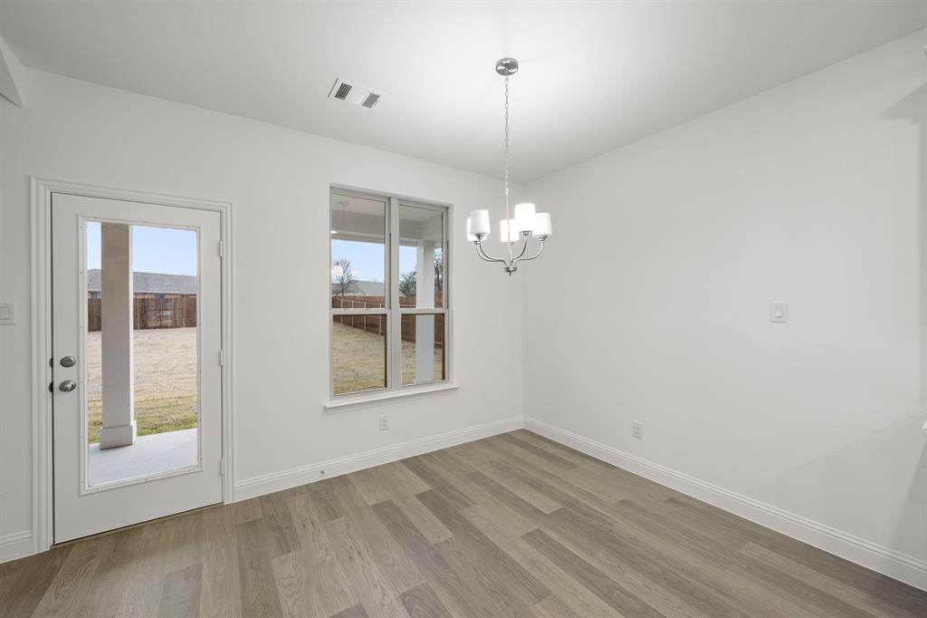 728 Stone Eagle Drive Azle, TX 76020 - Photo 16 of 31