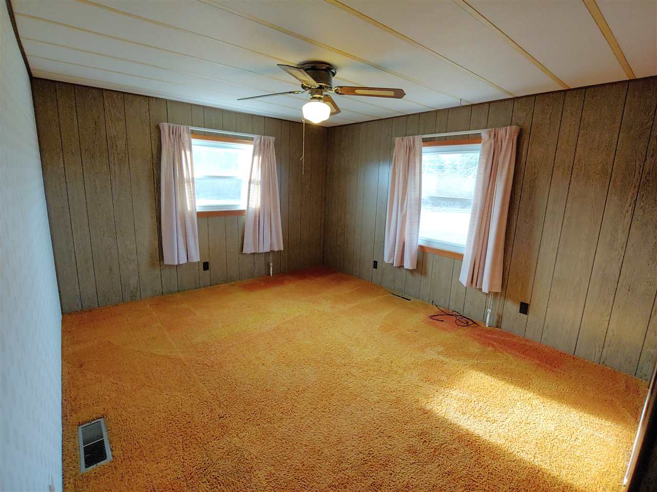 2289 South Barry Road Ithaca, MI 48847 - Photo 12 of 37