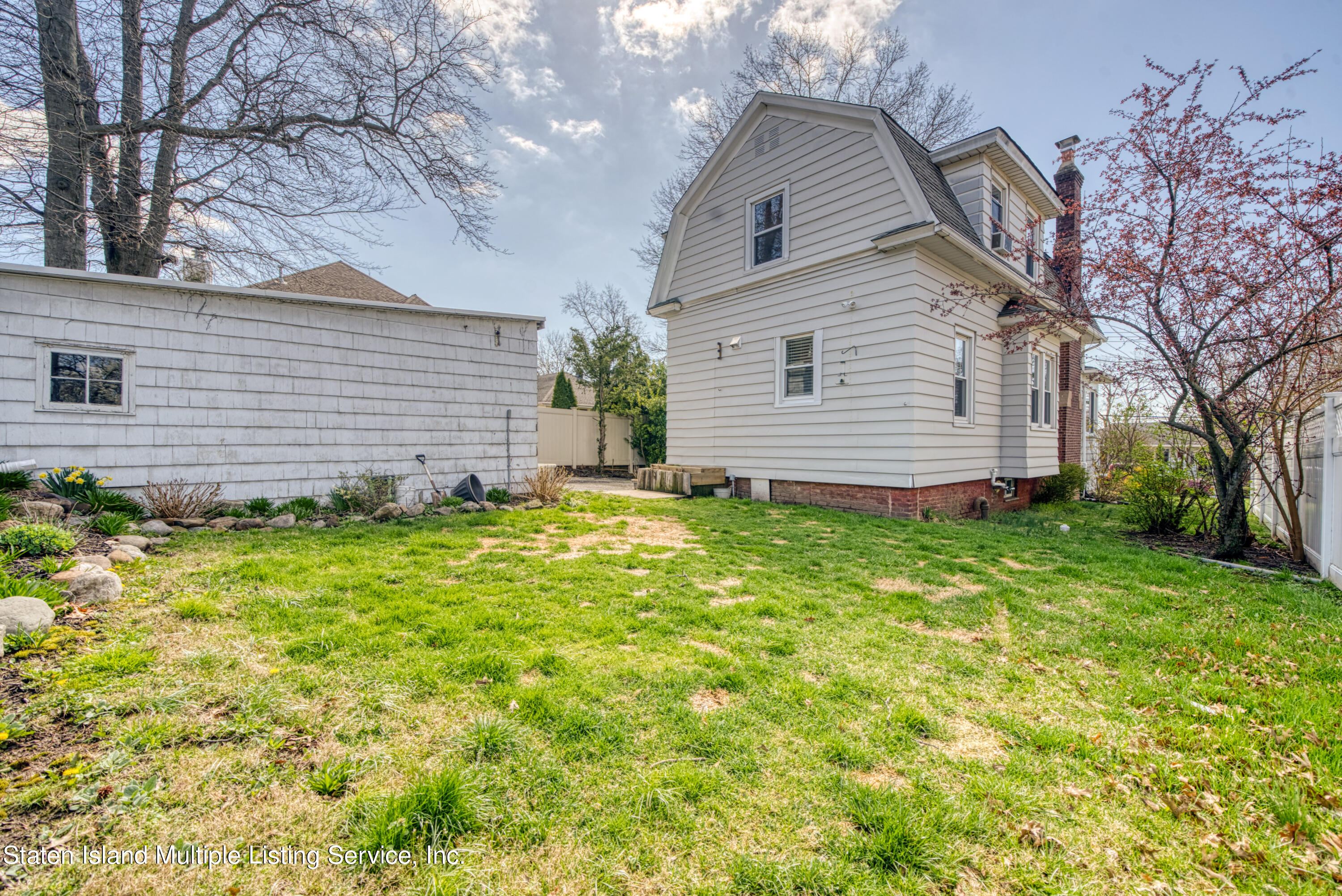 35 Outerbridge Avenue Staten Island, NY 10309 - Photo 20 of 22 Backyard