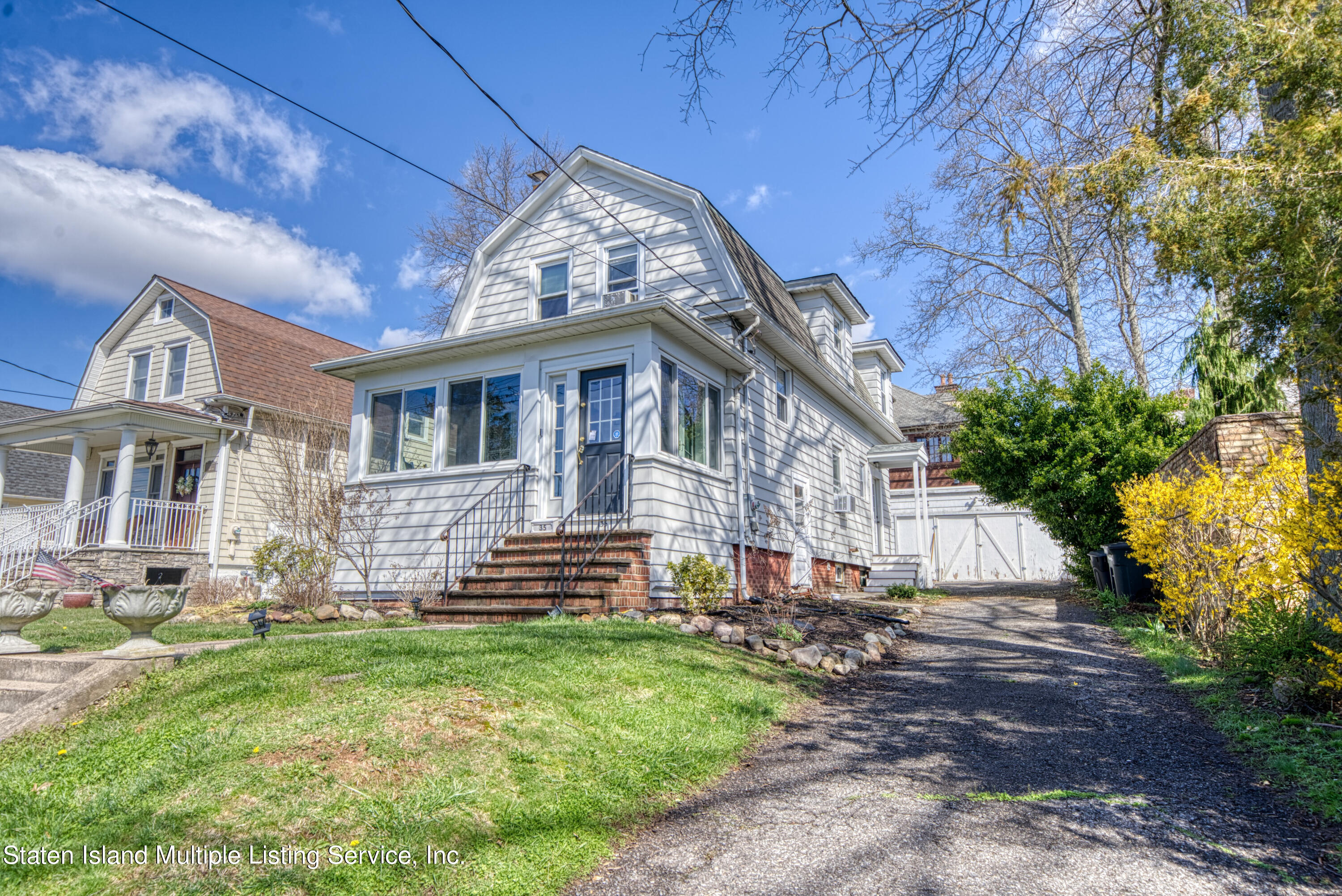 35 Outerbridge Avenue Staten Island, NY 10309 - Photo 4 of 22 Front of the house