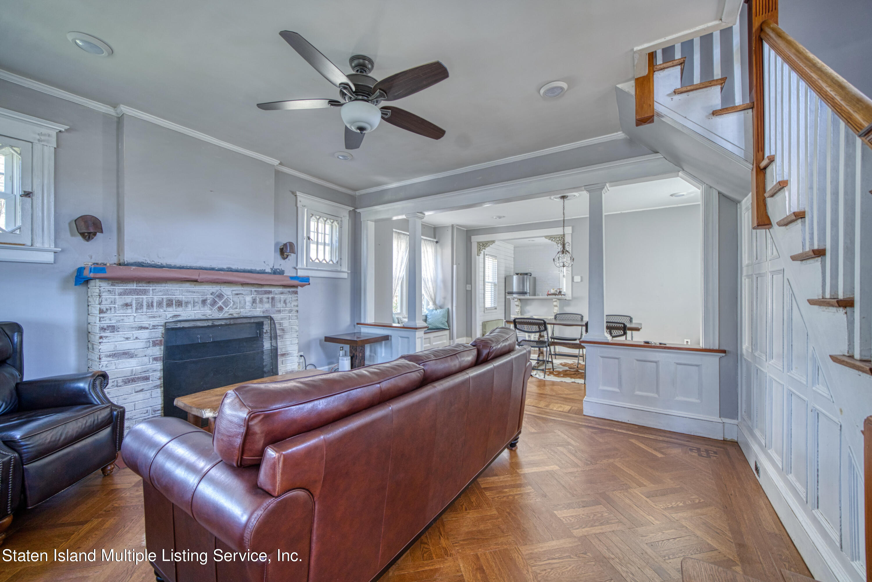 35 Outerbridge Avenue Staten Island, NY 10309 - Photo 8 of 22 Living Room