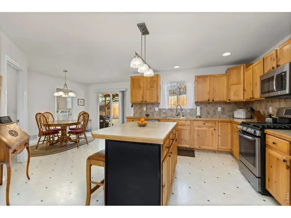 $600,000 | 2868 Pleasant Valley Road, Fort Collins, CO 80521