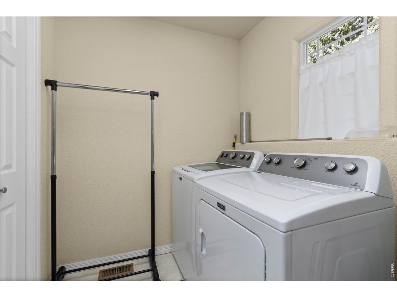 2868 Pleasant Valley Road Fort Collins, CO 80521 - Photo 18 of 30 Main floor laundry room