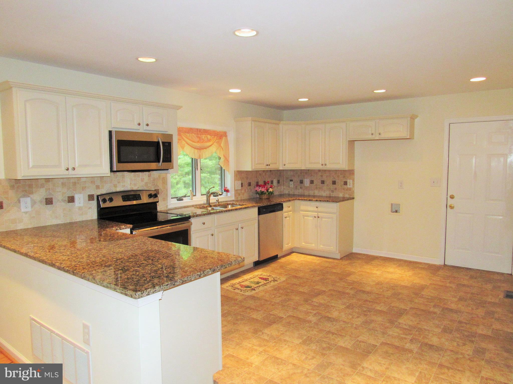 22609 Neptune Road Milton, DE 19968 - Photo 4 of 71 Gallery Image 4