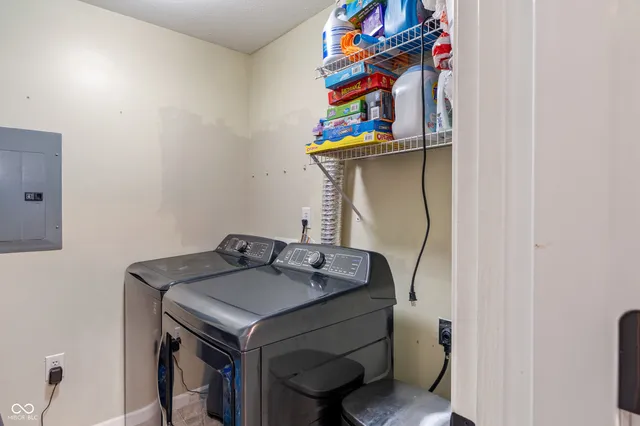 $164,900 | 6516 Emerald Hill Court, Unit 310, Indianapolis, IN 46237