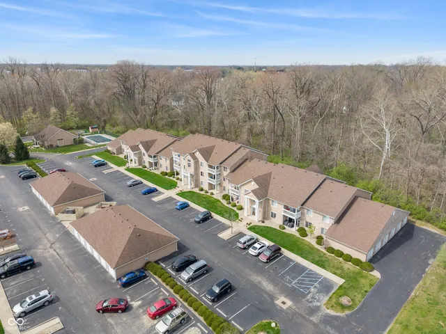 $164,900 | 6516 Emerald Hill Court, Unit 310, Indianapolis, IN 46237