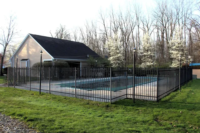 $164,900 | 6516 Emerald Hill Court, Unit 310, Indianapolis, IN 46237