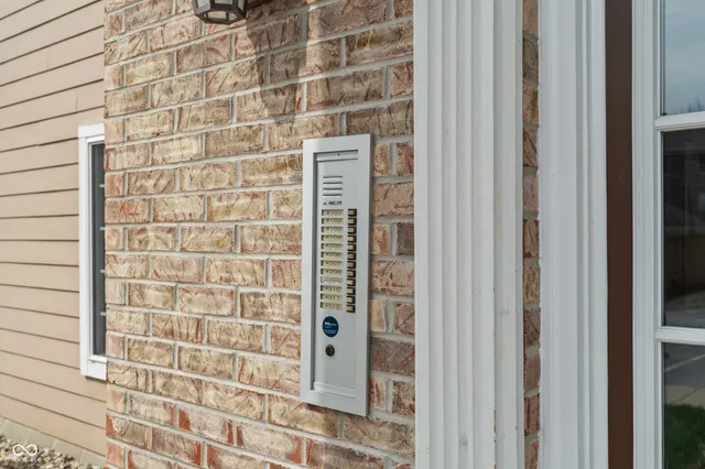 $164,900 | 6516 Emerald Hill Court, Unit 310, Indianapolis, IN 46237