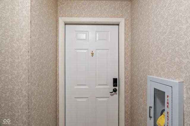 $164,900 | 6516 Emerald Hill Court, Unit 310, Indianapolis, IN 46237