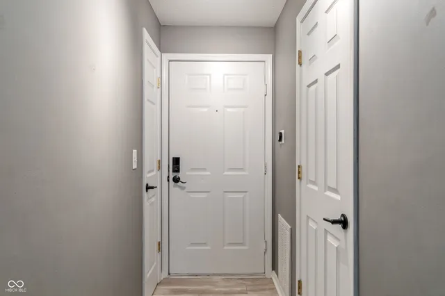 $164,900 | 6516 Emerald Hill Court, Unit 310, Indianapolis, IN 46237