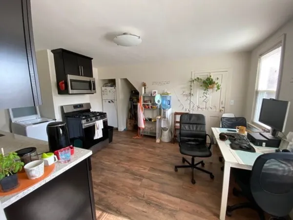 $3,300 | 72 School Street, Unit 1, Cambridge, MA 02139