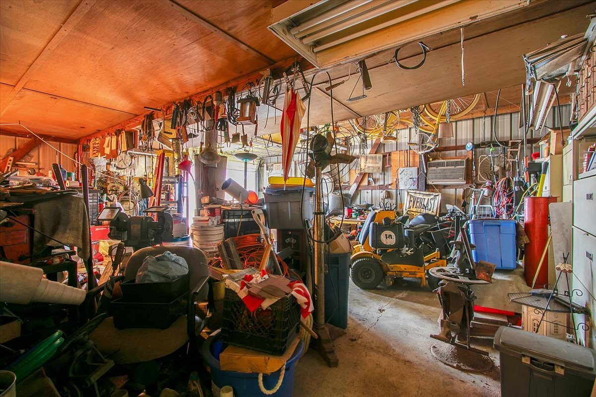 24447 Caton Farm Road Plainfield, IL 60586 - Photo 7 of 27 a view of gym