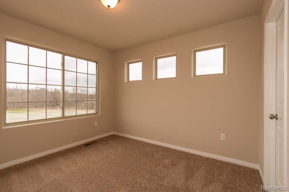 2755 West Wattles Road Troy, MI 48098 - Photo 17 of 25