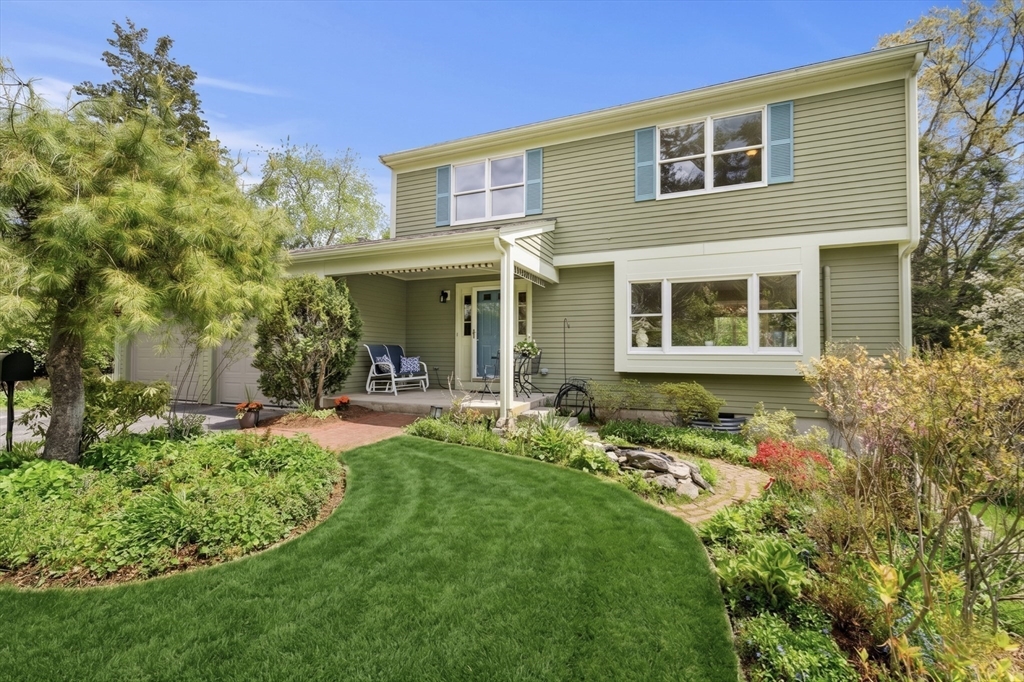 16 Oxford Street Lexington, MA 02420 - Photo 2 of 41