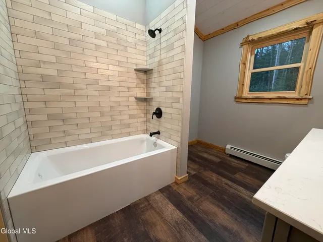 $789,000 | 3325 State Route 8, North Creek, NY 12853