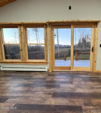 $789,000 | 3325 State Route 8, North Creek, NY 12853